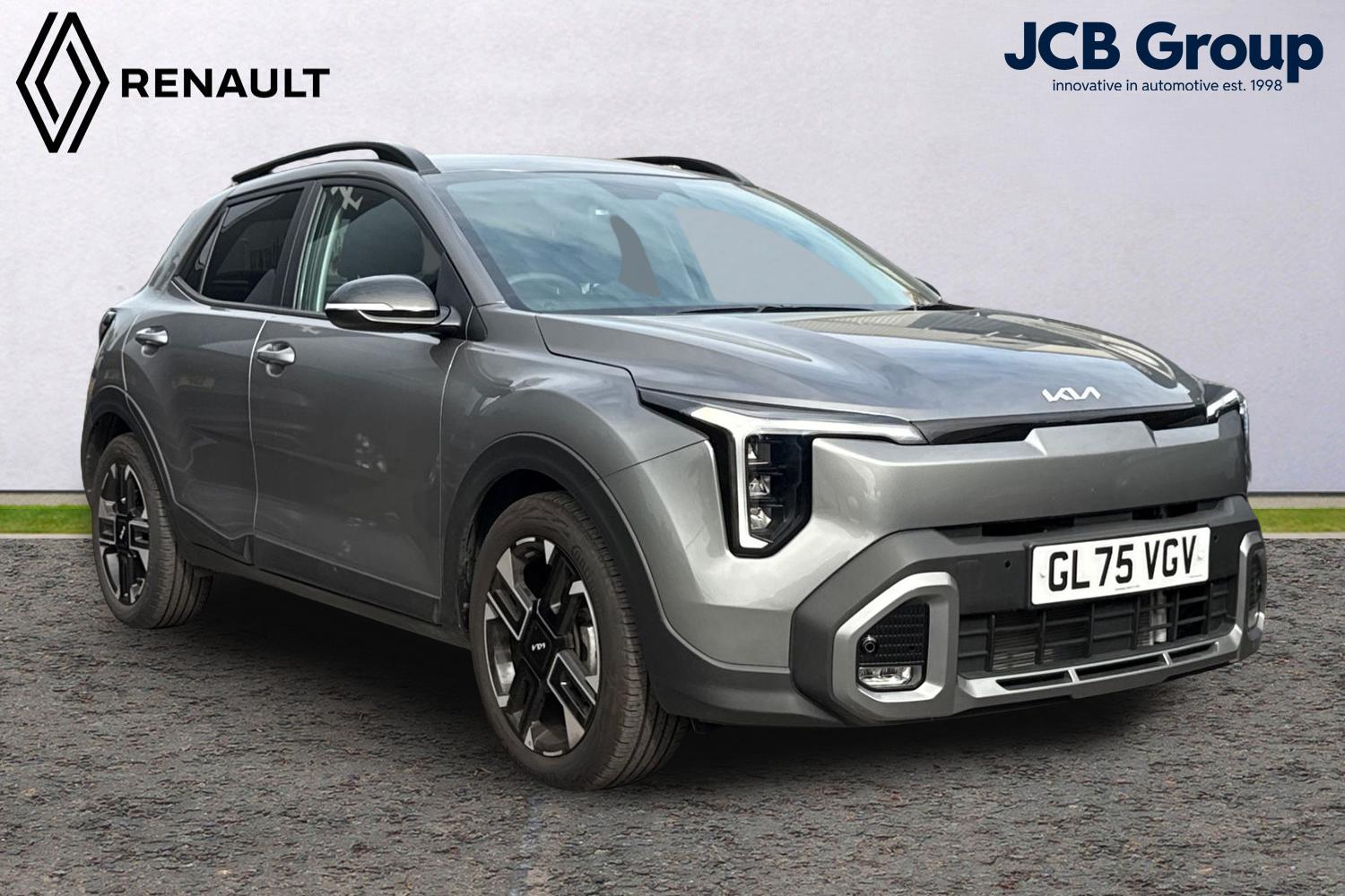 Main listing image - Kia Stonic