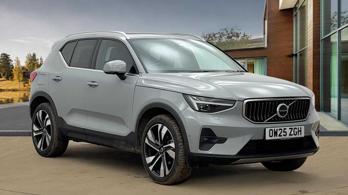 Main listing image - Volvo XC40