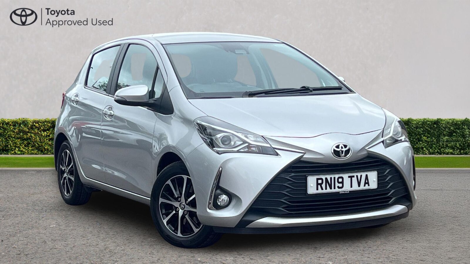 Main listing image - Toyota Yaris
