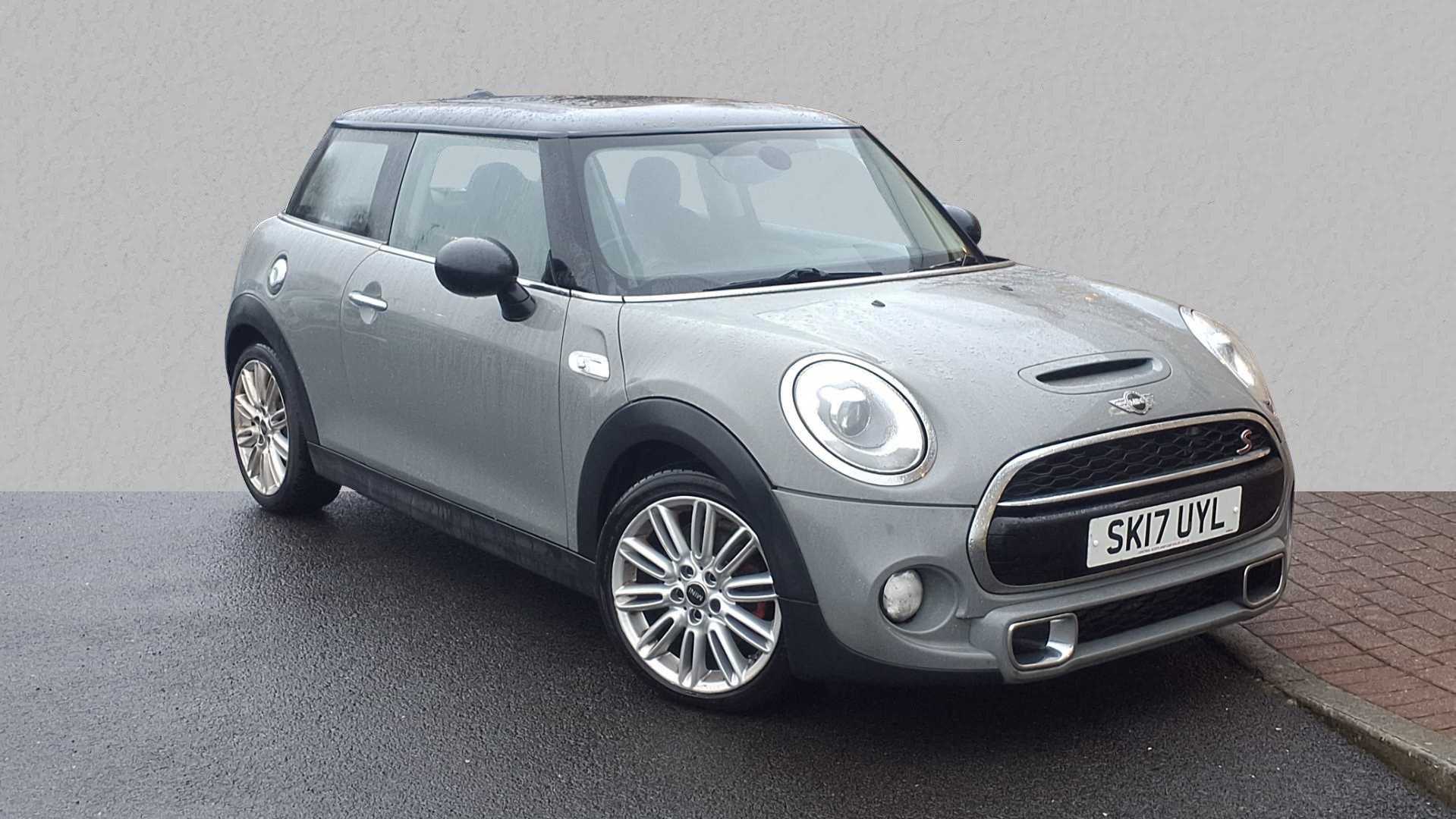 Main listing image - MINI Hatchback