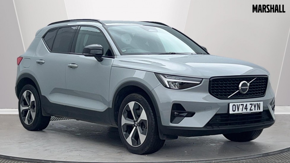 Main listing image - Volvo XC40