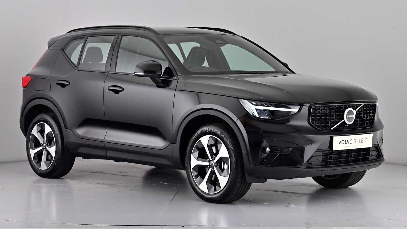 Main listing image - Volvo XC40