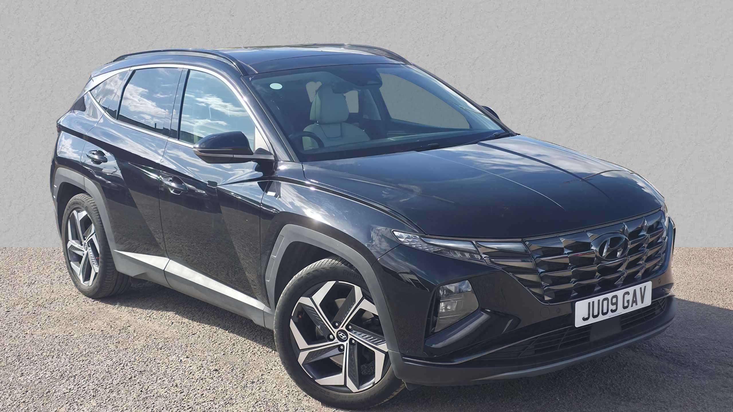 Main listing image - Hyundai Tucson