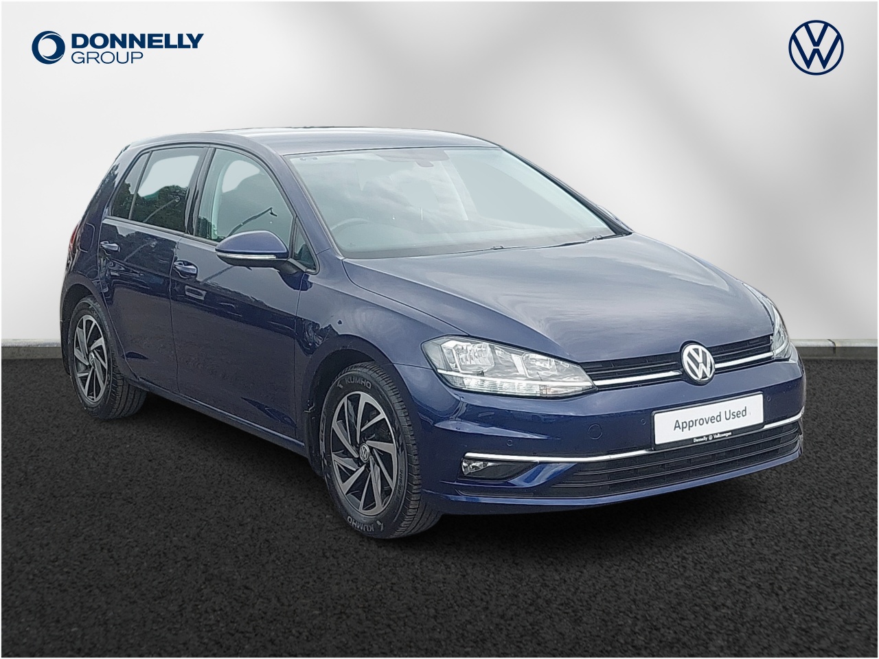 Main listing image - Volkswagen Golf
