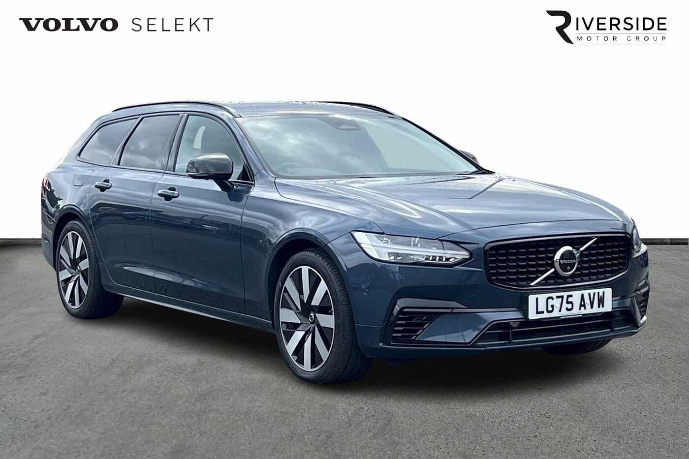 Main listing image - Volvo V90