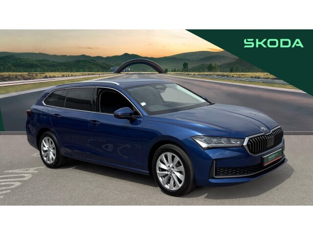 Main listing image - Skoda Superb Estate