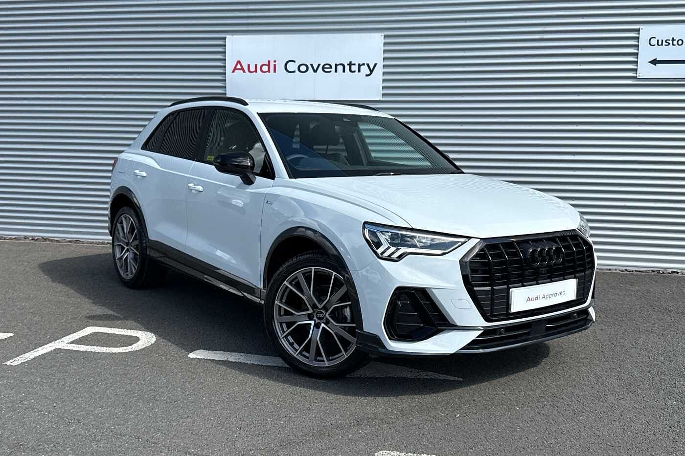 Main listing image - Audi Q3