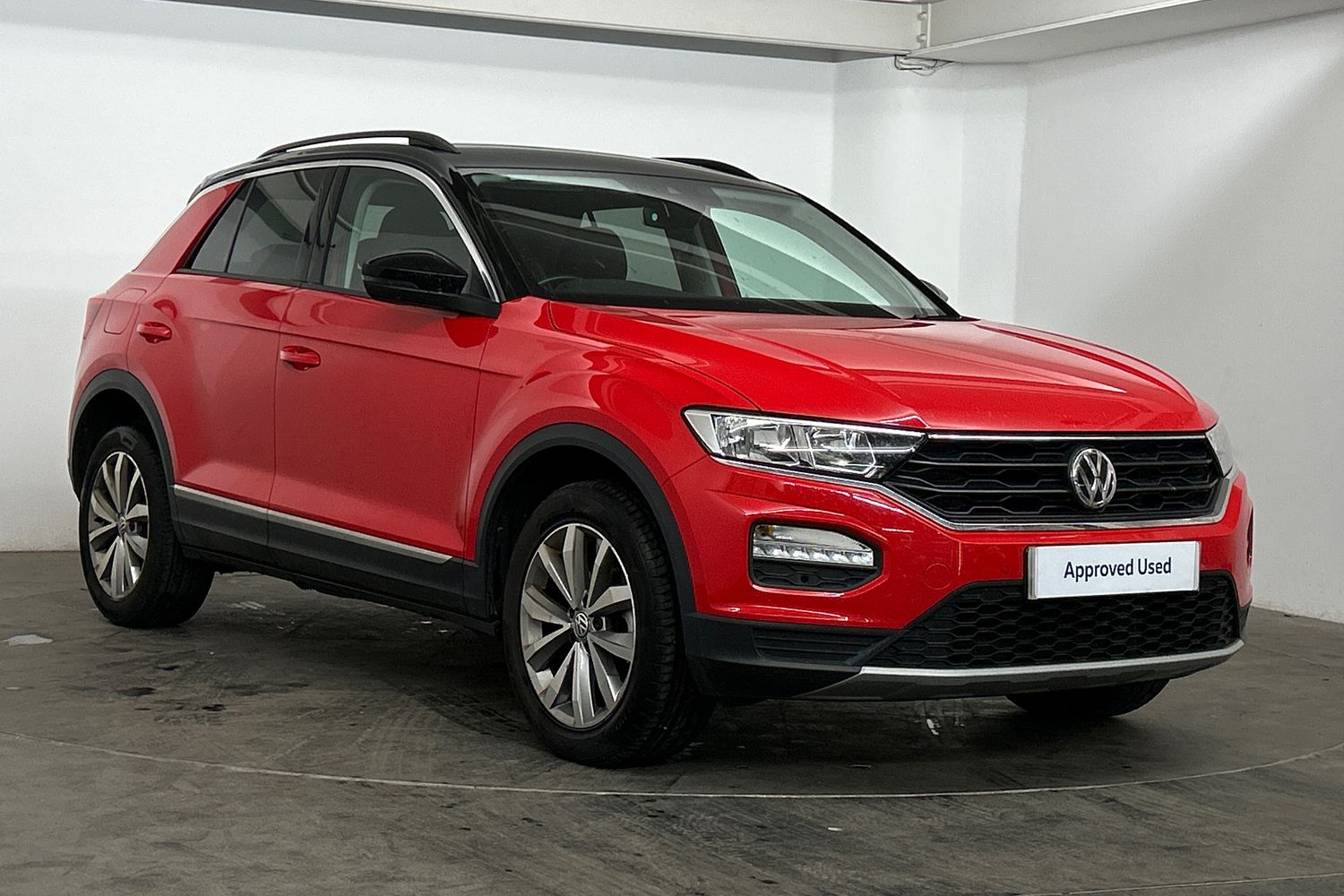 Main listing image - Volkswagen T-Roc