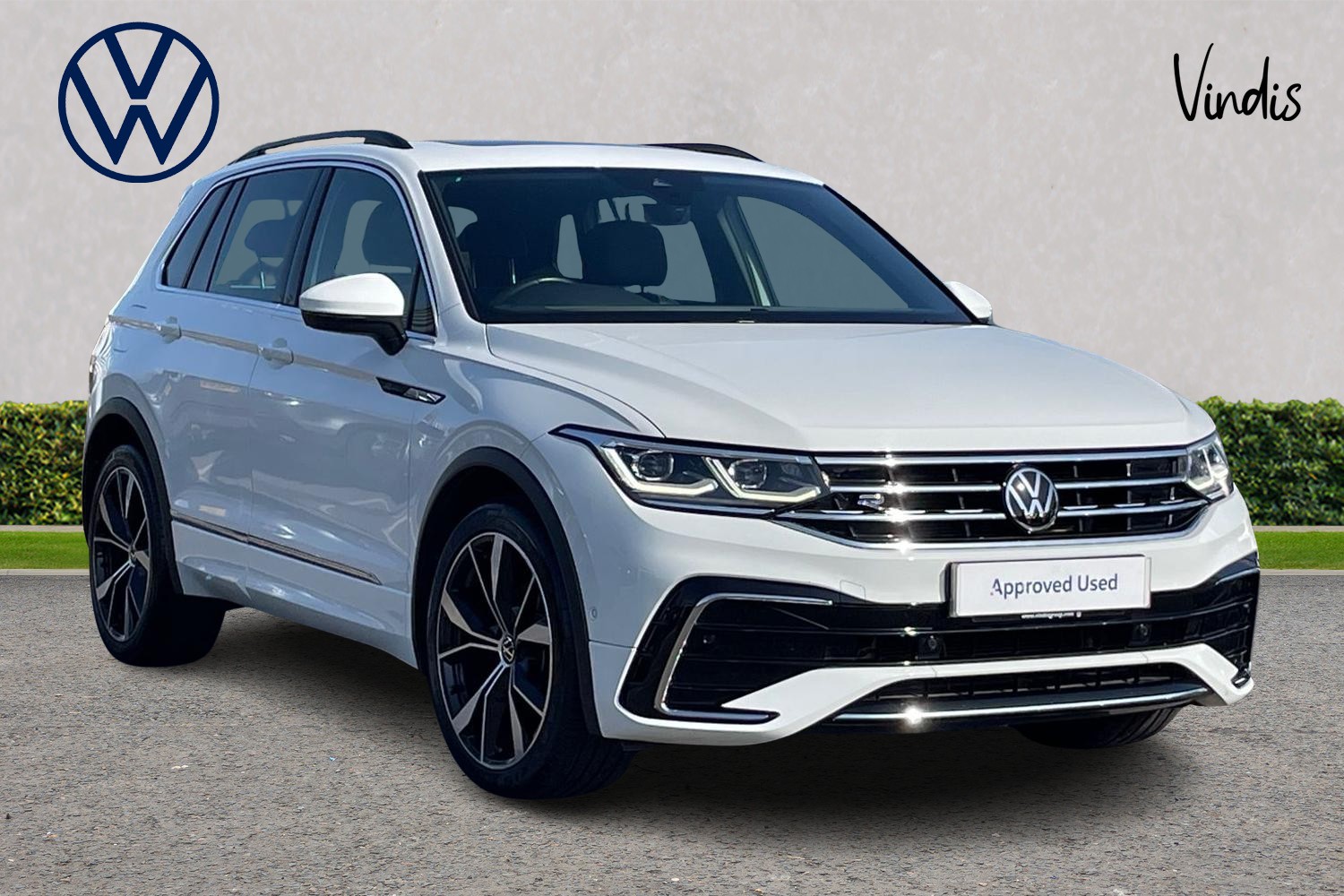 Main listing image - Volkswagen Tiguan