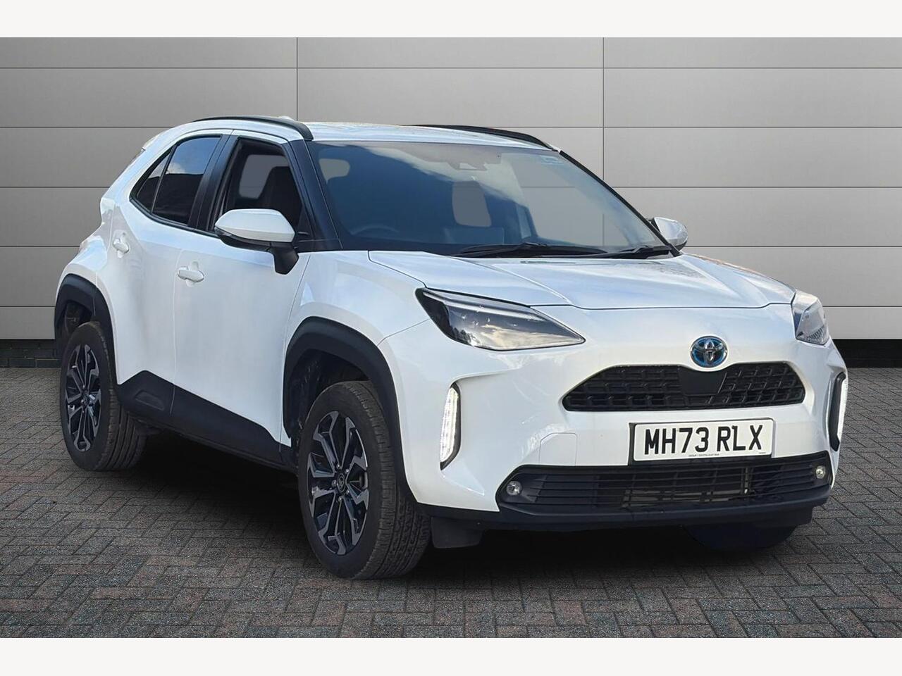 Main listing image - Toyota Yaris Cross