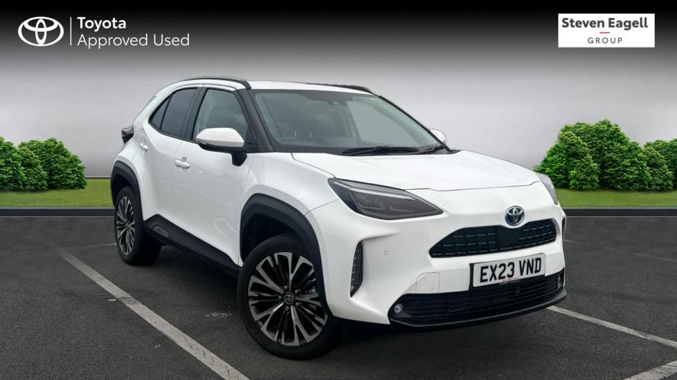 Main listing image - Toyota Yaris Cross