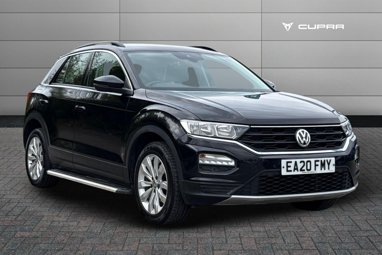 Main listing image - Volkswagen T-Roc
