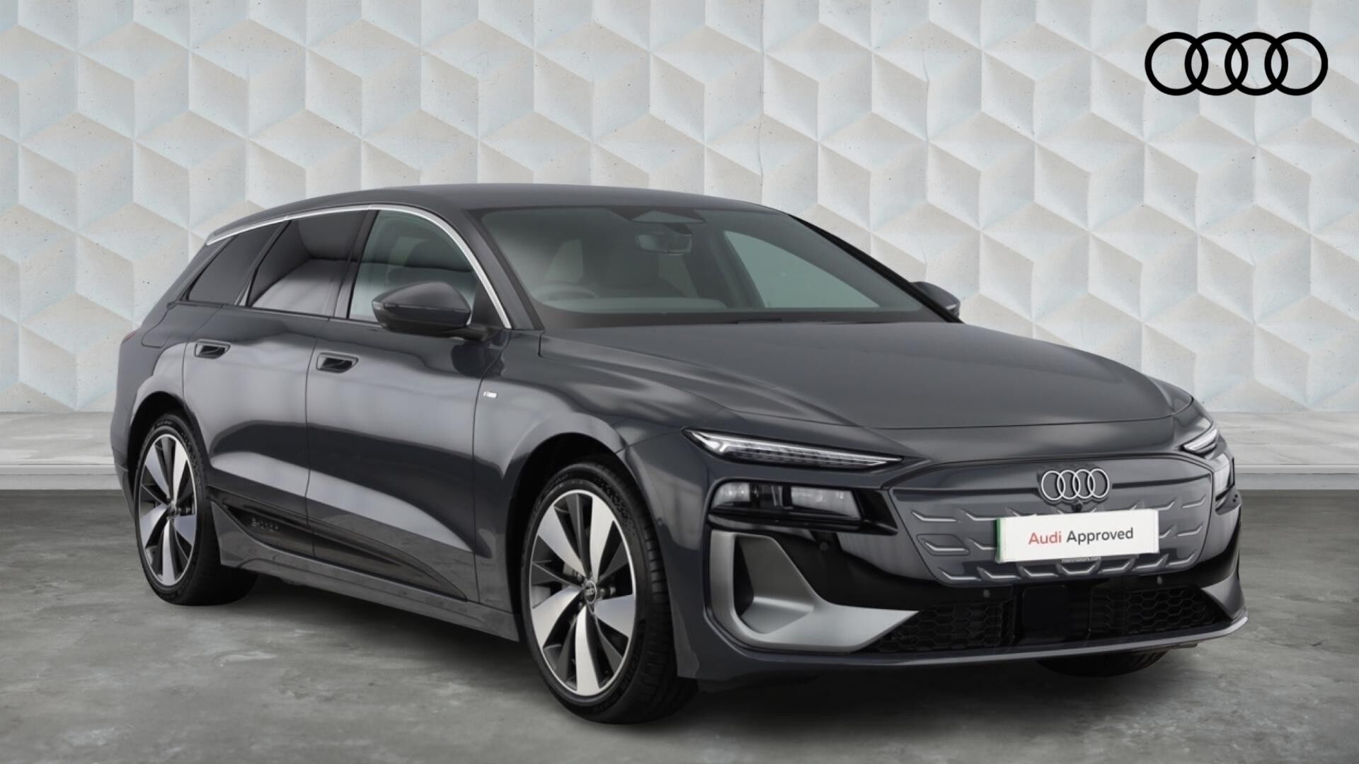 Main listing image - Audi A6