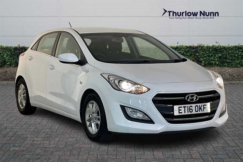 Main listing image - Hyundai i30