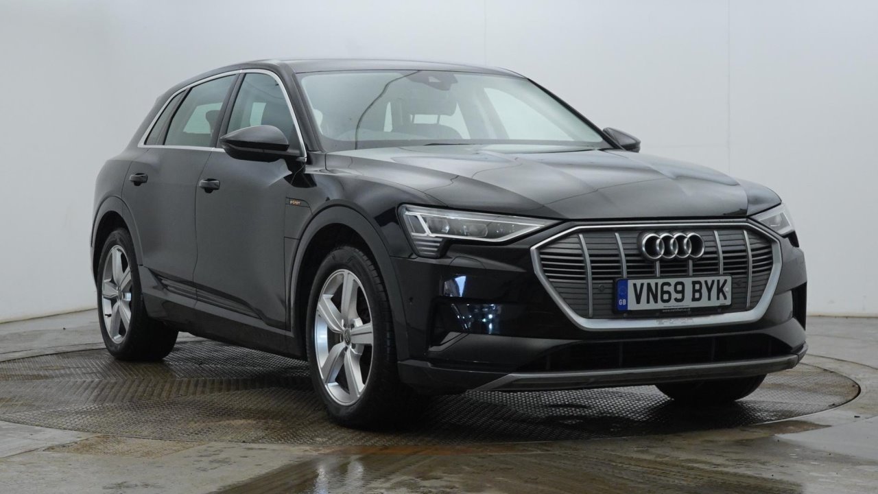 Main listing image - Audi e-tron