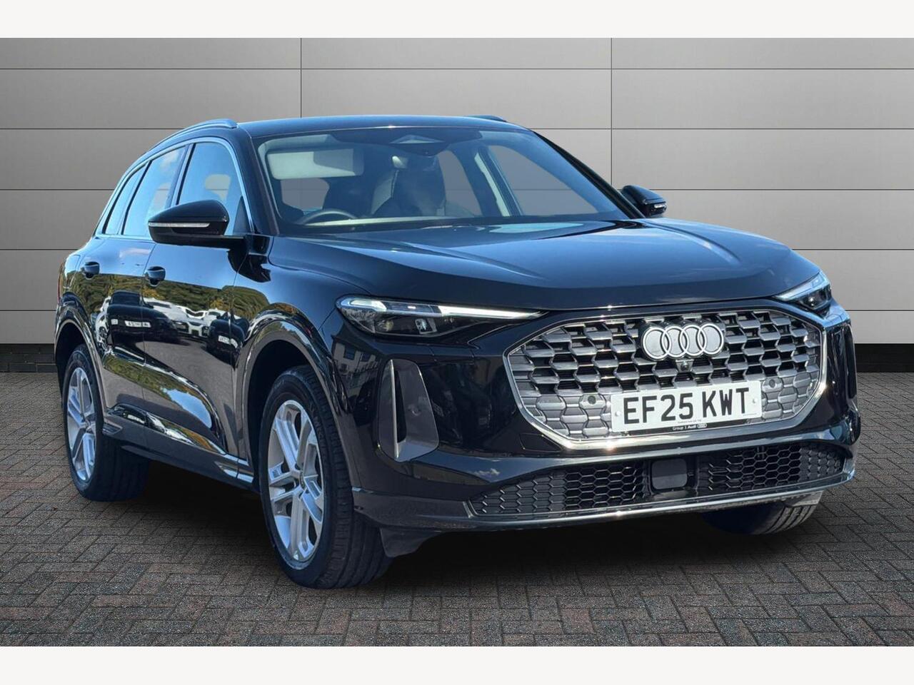 Main listing image - Audi Q5