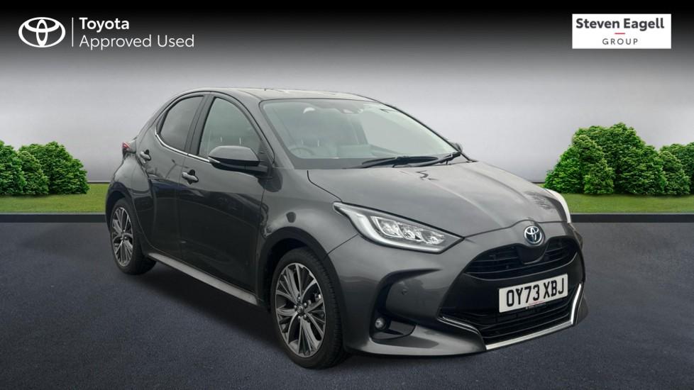 Main listing image - Toyota Yaris