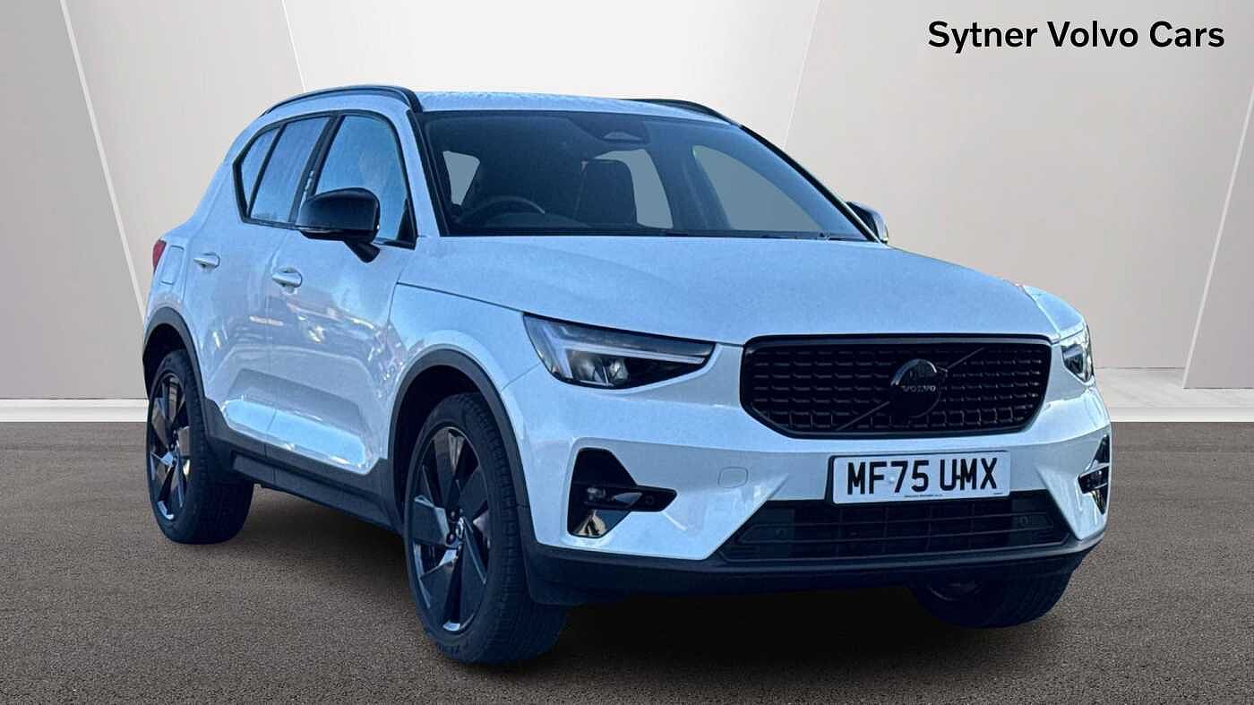 Main listing image - Volvo XC40