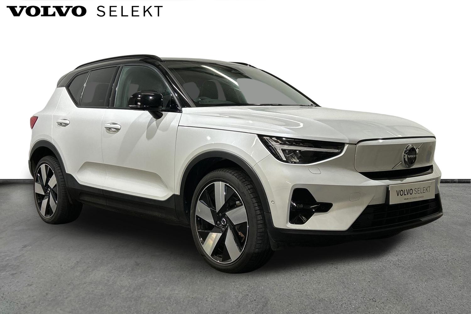 Main listing image - Volvo XC40 Recharge