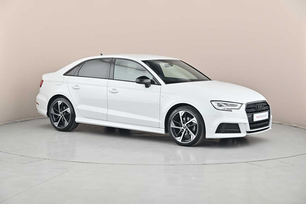 Main listing image - Audi Q3