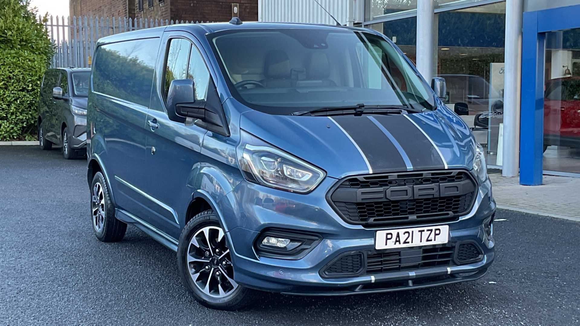 Main listing image - Ford Transit Custom