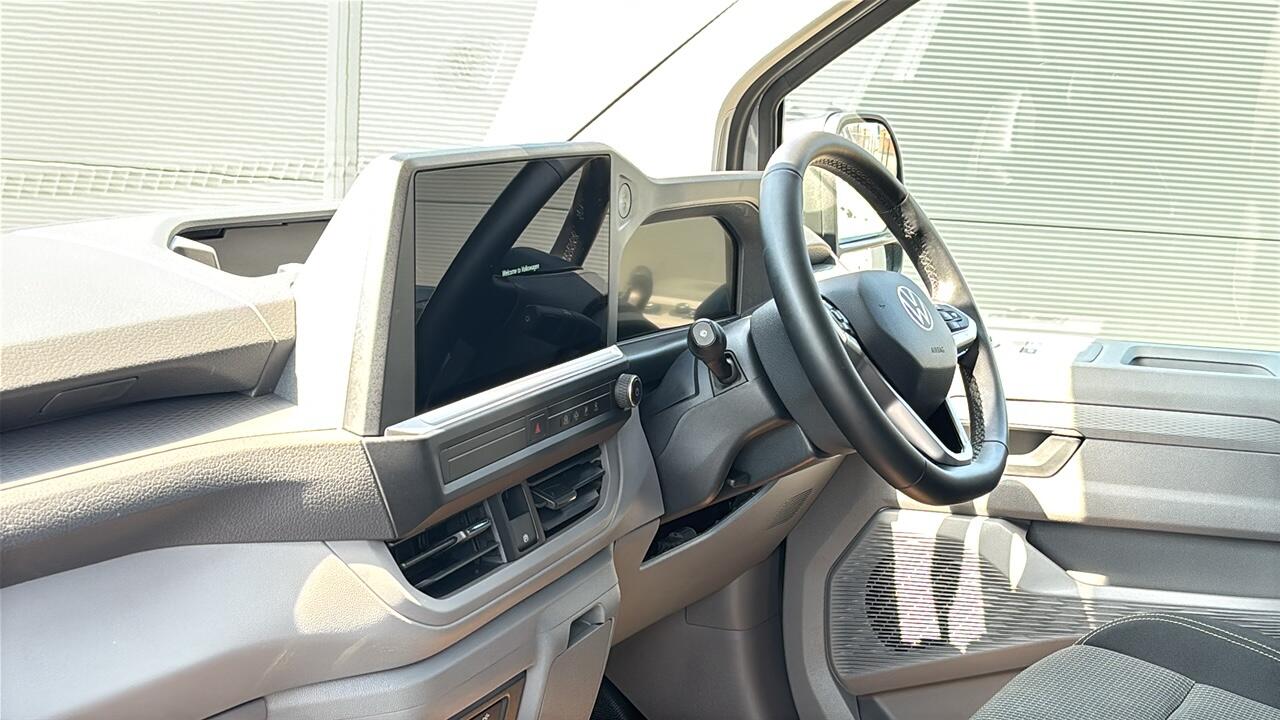 Main listing image - Volkswagen Transporter