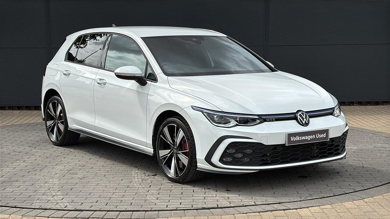 Main listing image - Volkswagen Golf