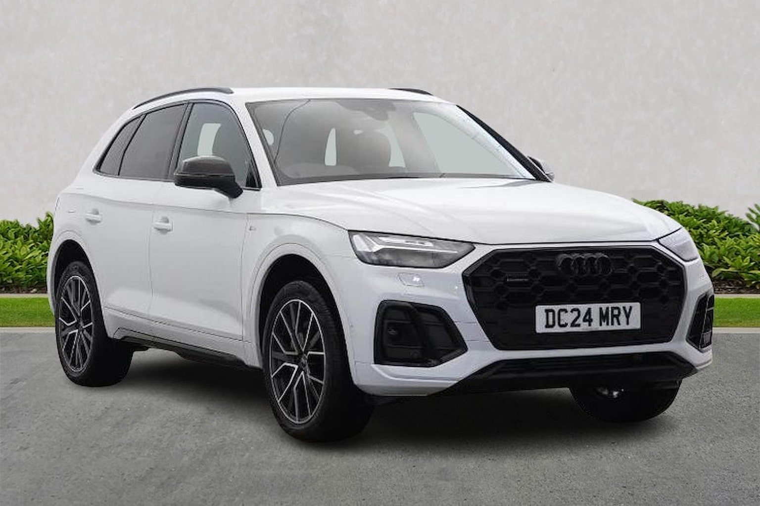 Main listing image - Audi Q5