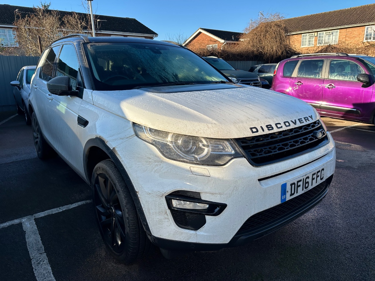 Main listing image - Land Rover Discovery Sport