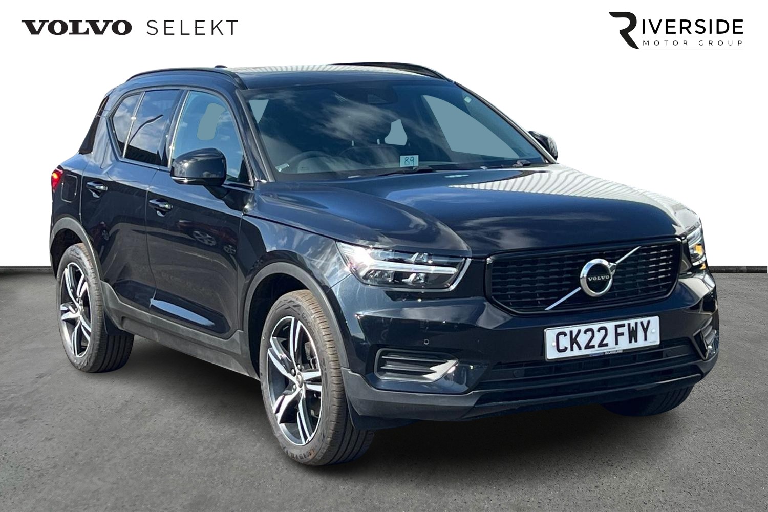 Main listing image - Volvo XC40