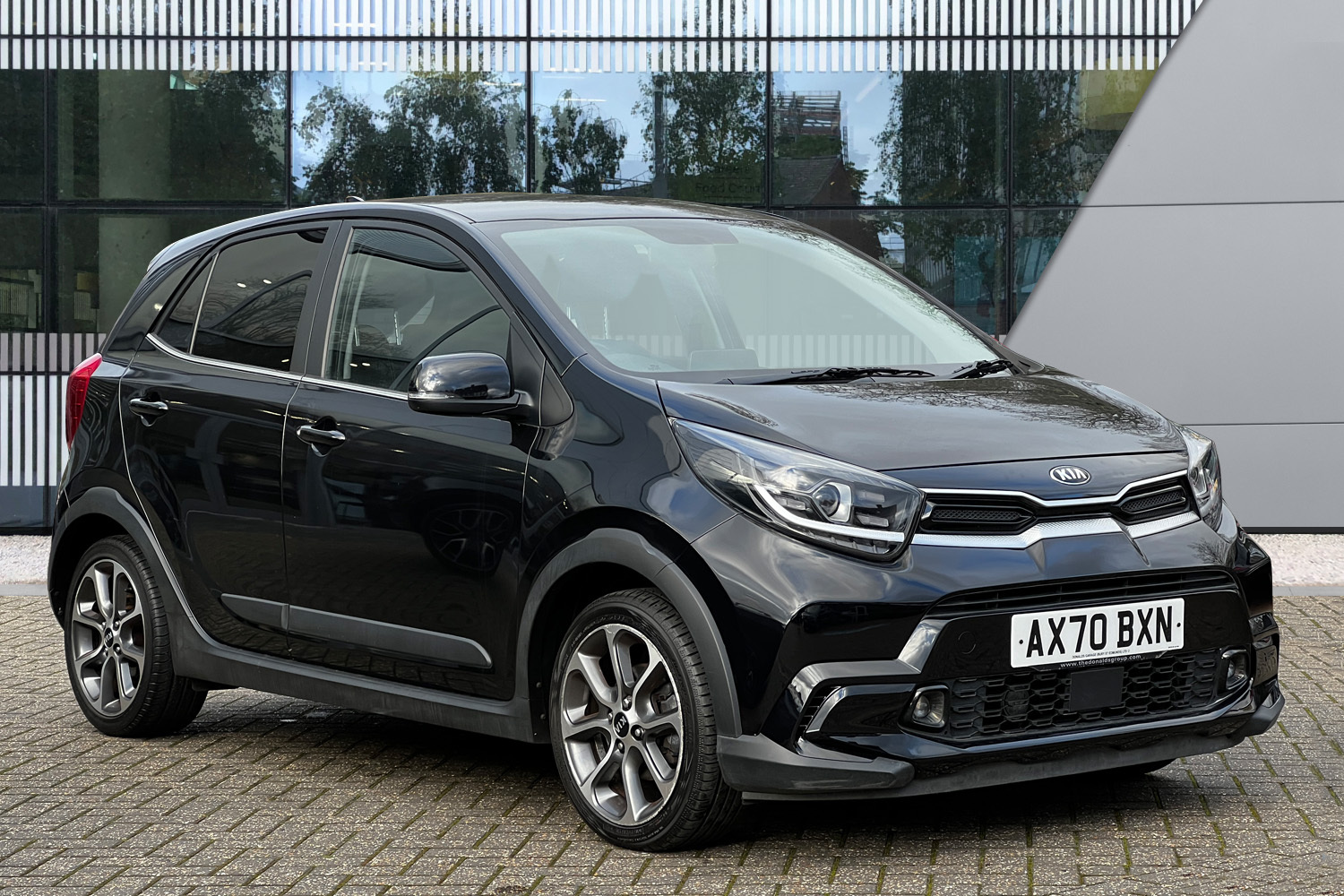 Main listing image - Kia Picanto