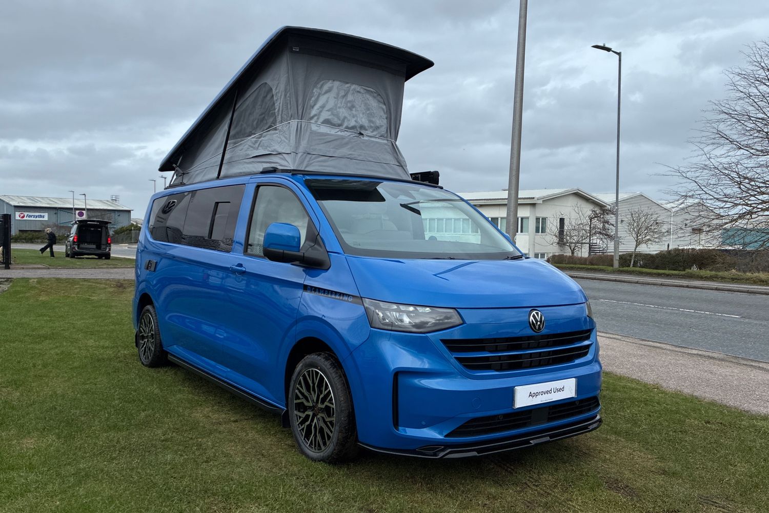Main listing image - Volkswagen Transporter