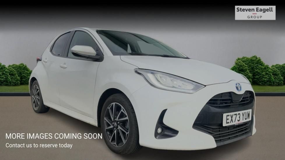 Main listing image - Toyota Yaris