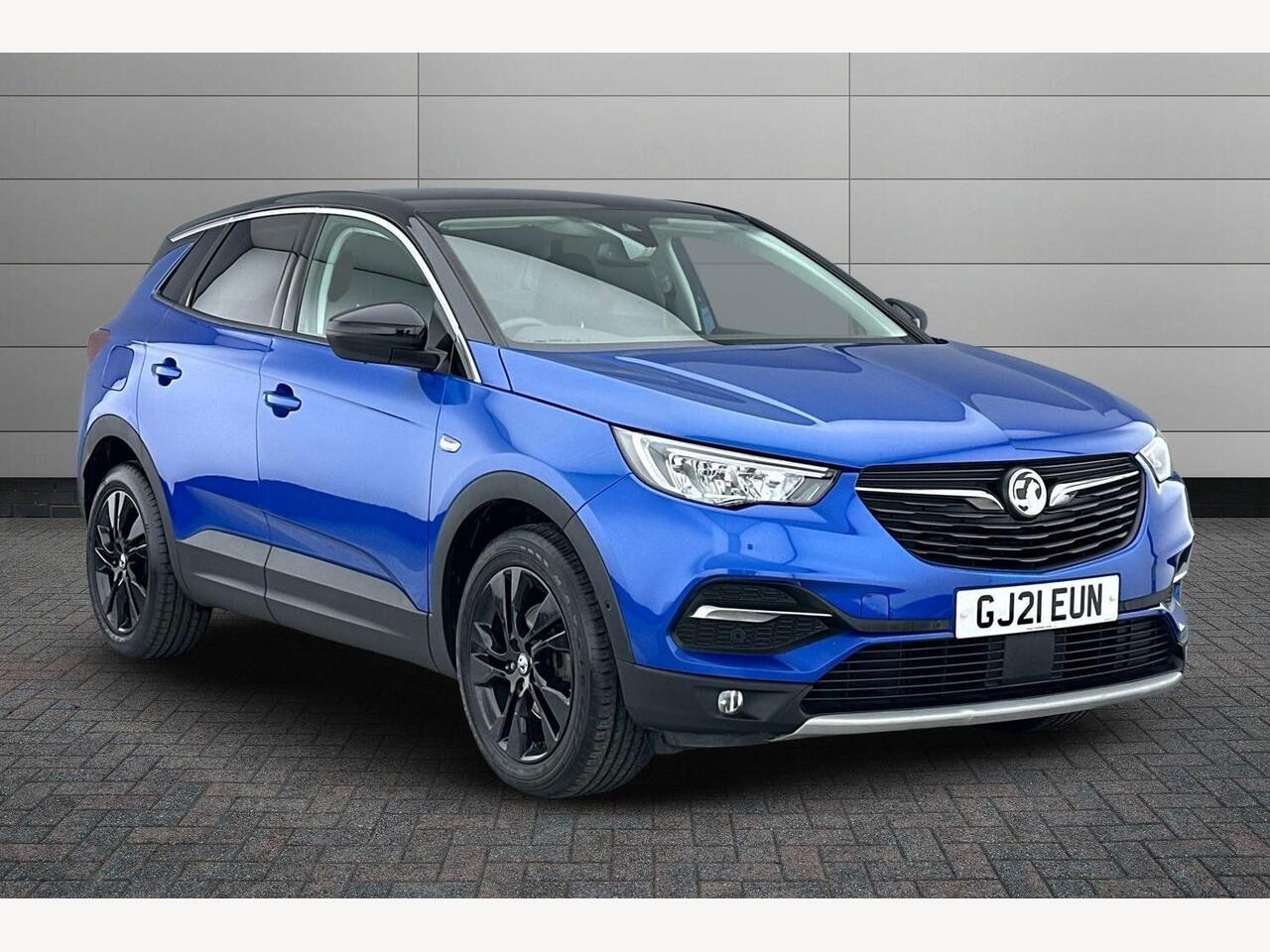 Main listing image - Vauxhall Grandland X