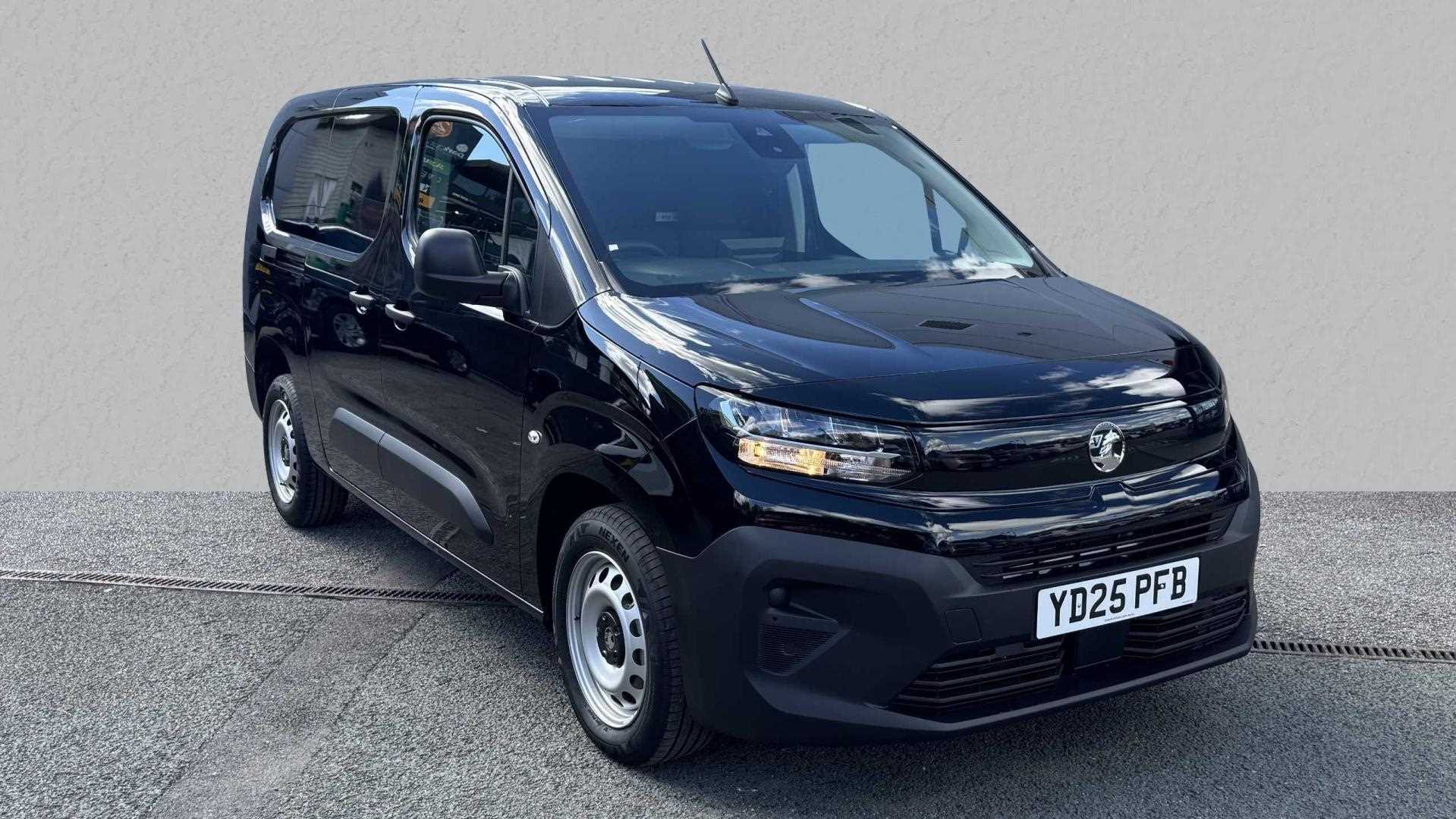 Main listing image - Vauxhall Combo Cargo