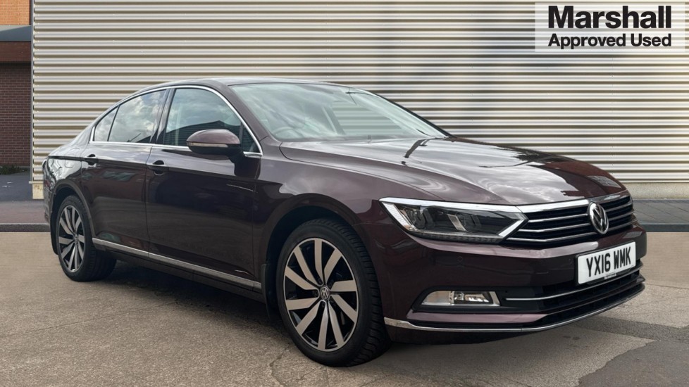 Main listing image - Volkswagen Passat