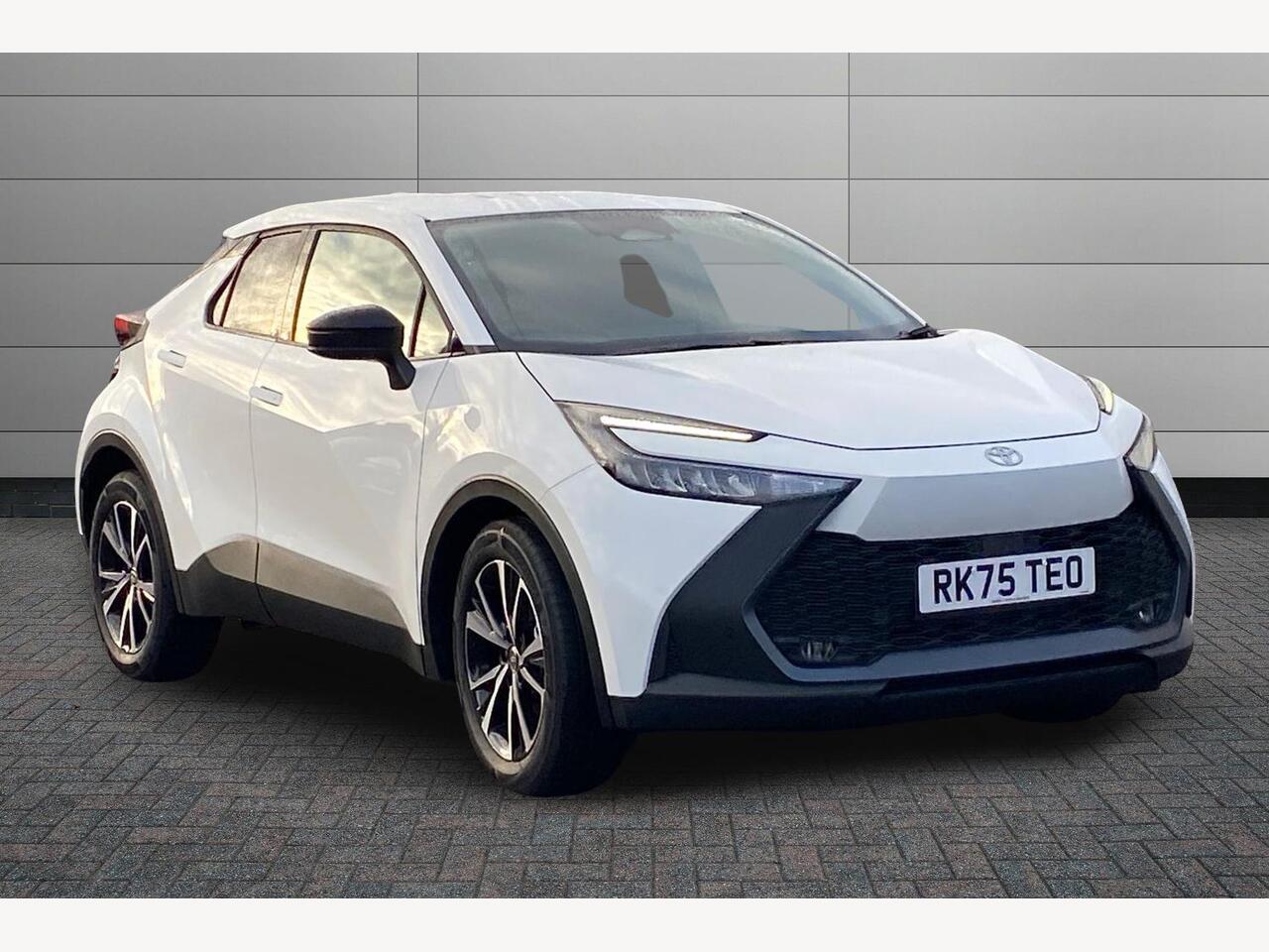 Main listing image - Toyota C-HR