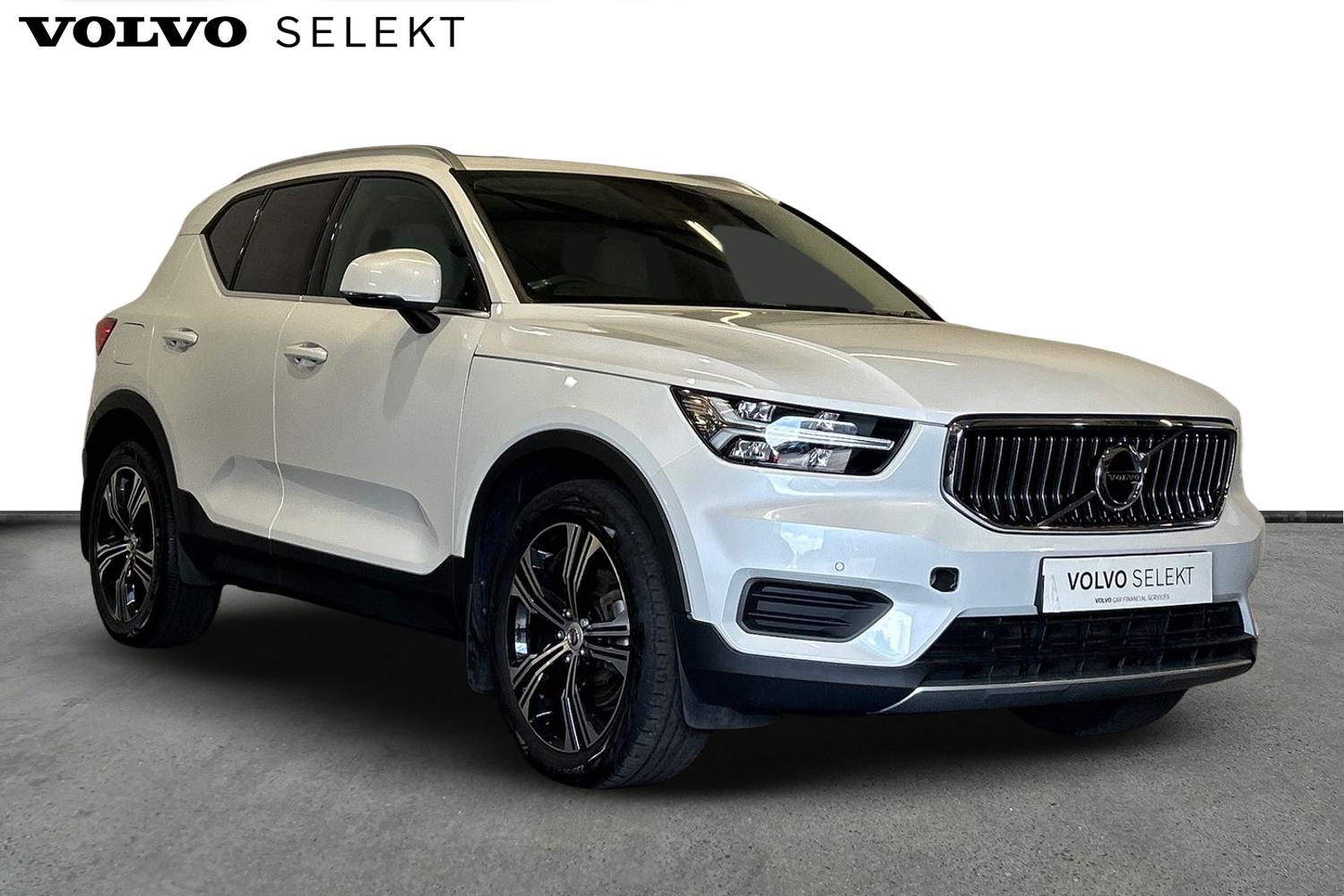Main listing image - Volvo XC40