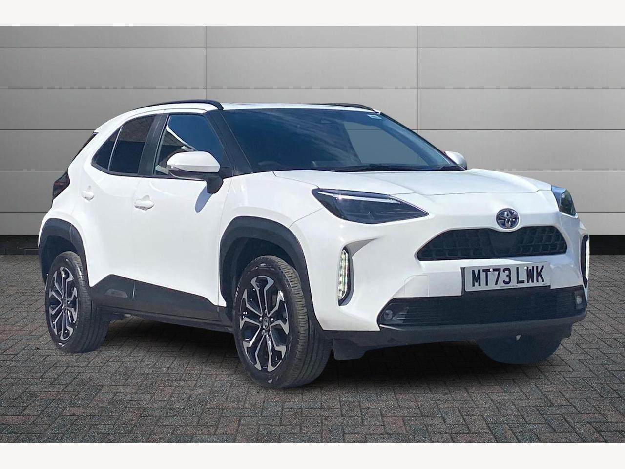 Main listing image - Toyota Yaris Cross