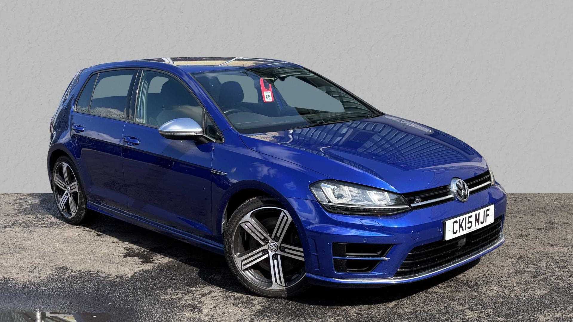 Main listing image - Volkswagen Golf R