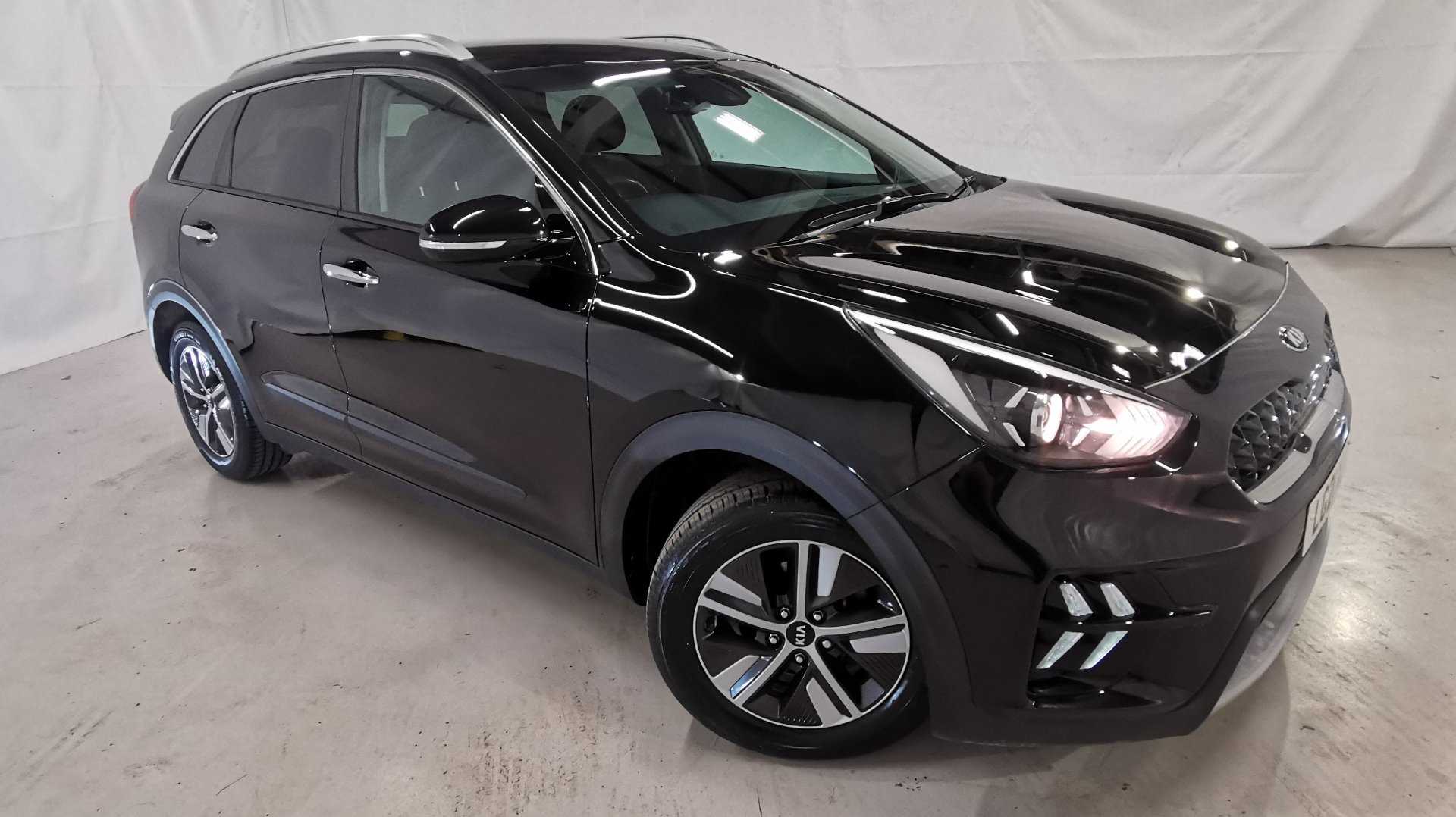 Main listing image - Kia Niro