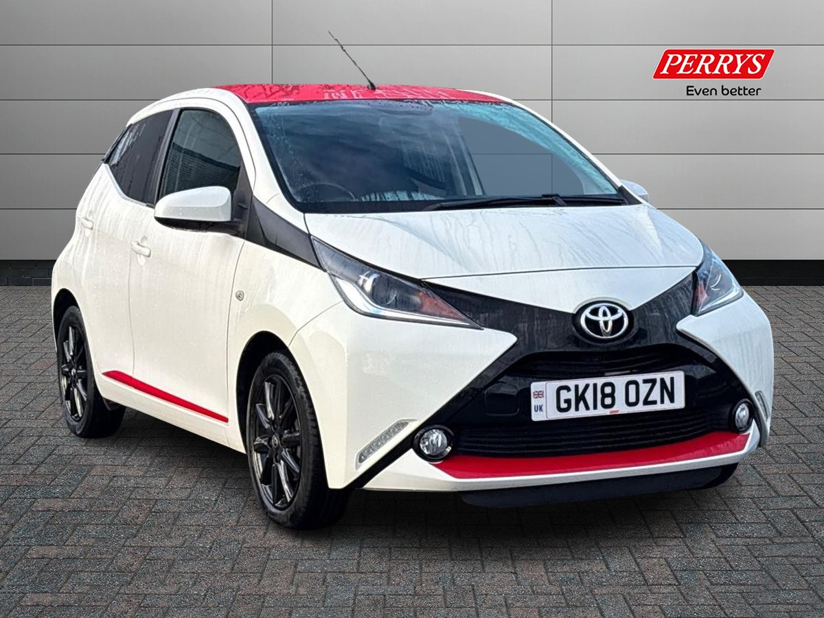 Main listing image - Toyota Aygo