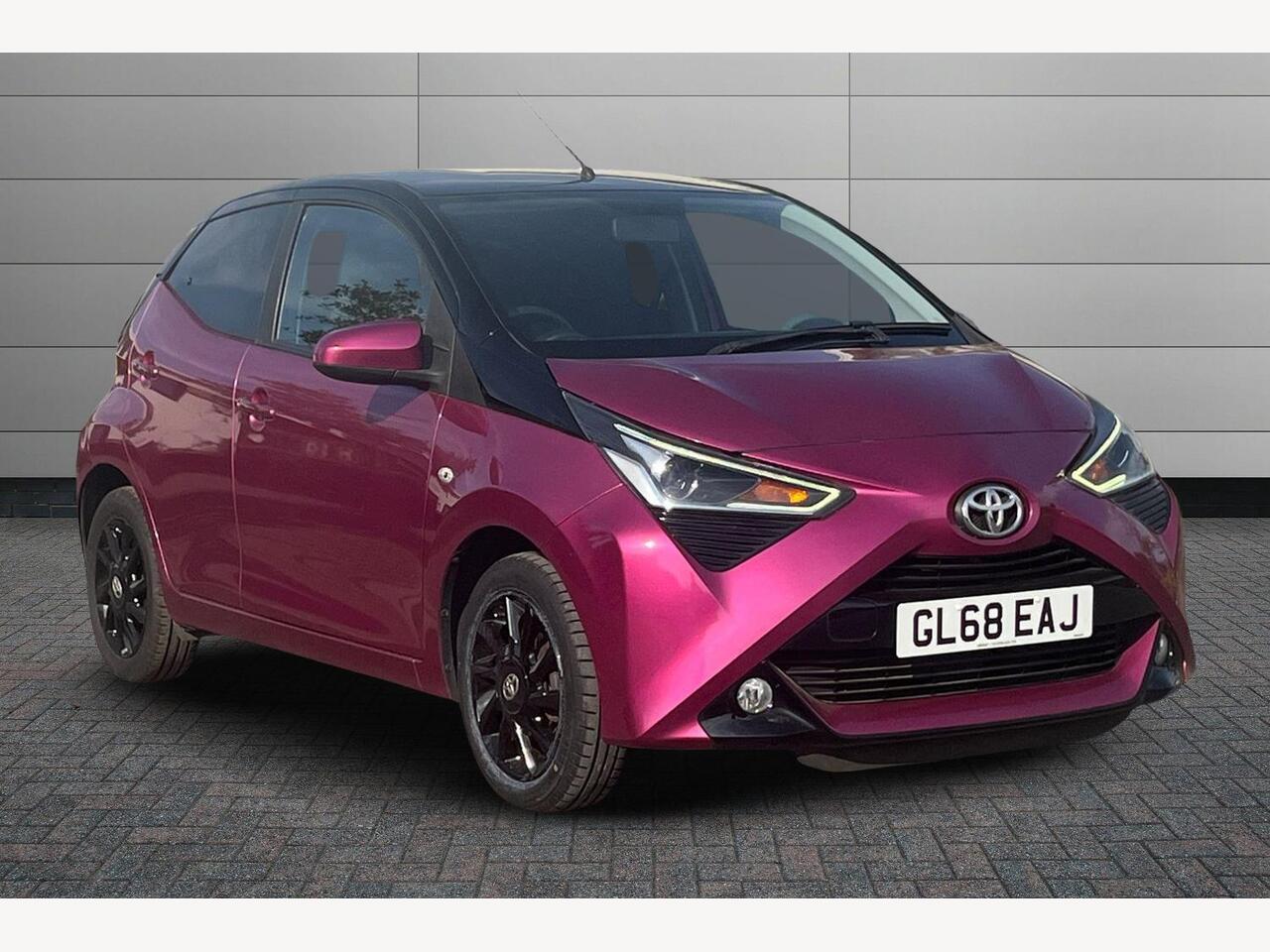 Main listing image - Toyota Aygo