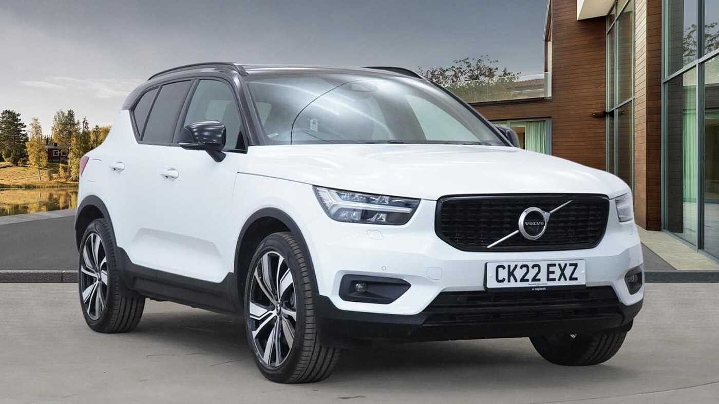 Main listing image - Volvo XC40 Recharge