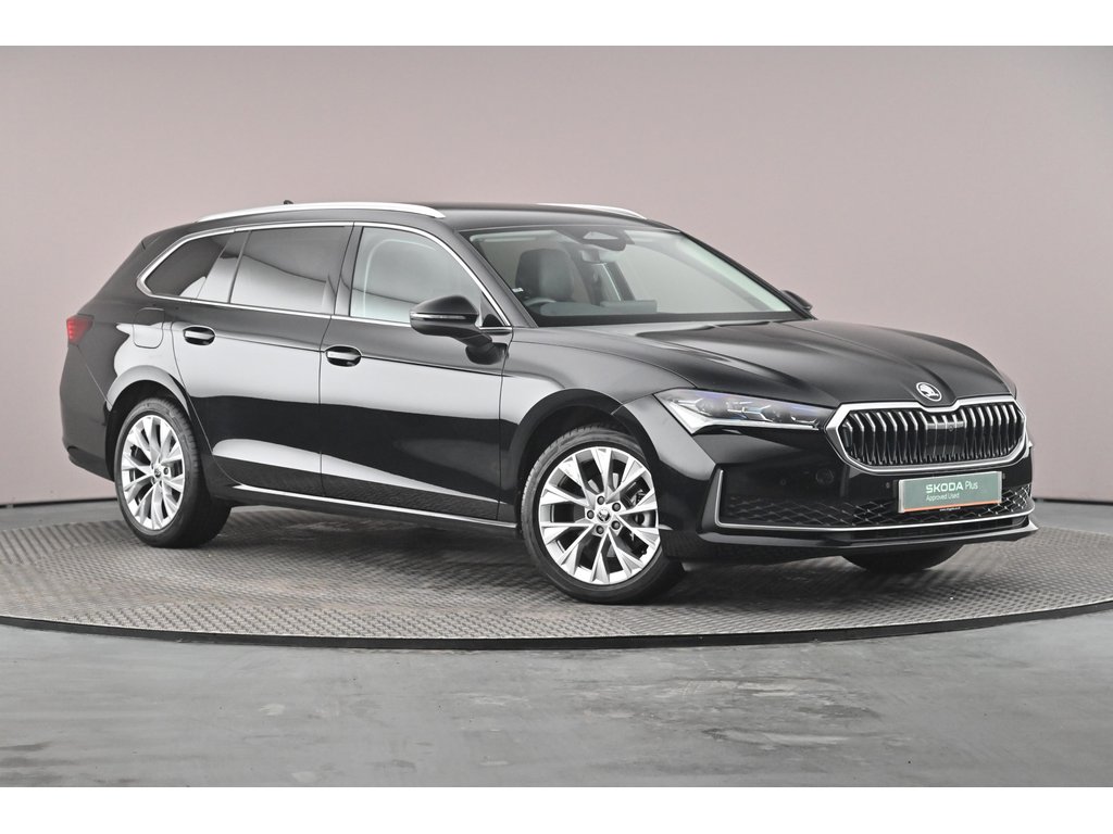 Main listing image - Skoda Superb Estate
