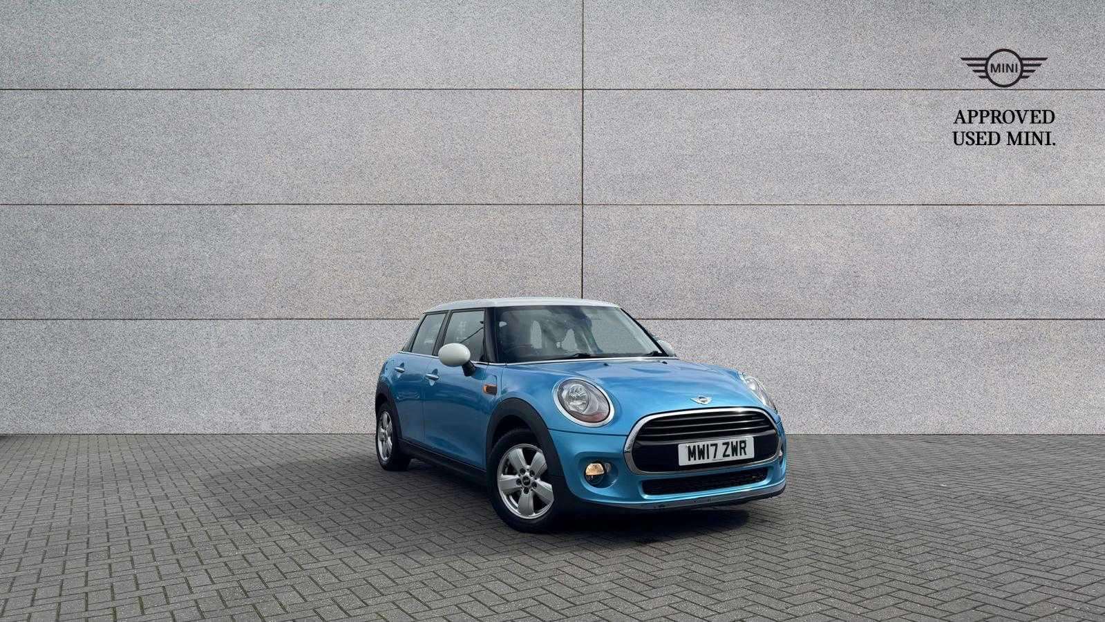 Main listing image - MINI Hatchback 5dr