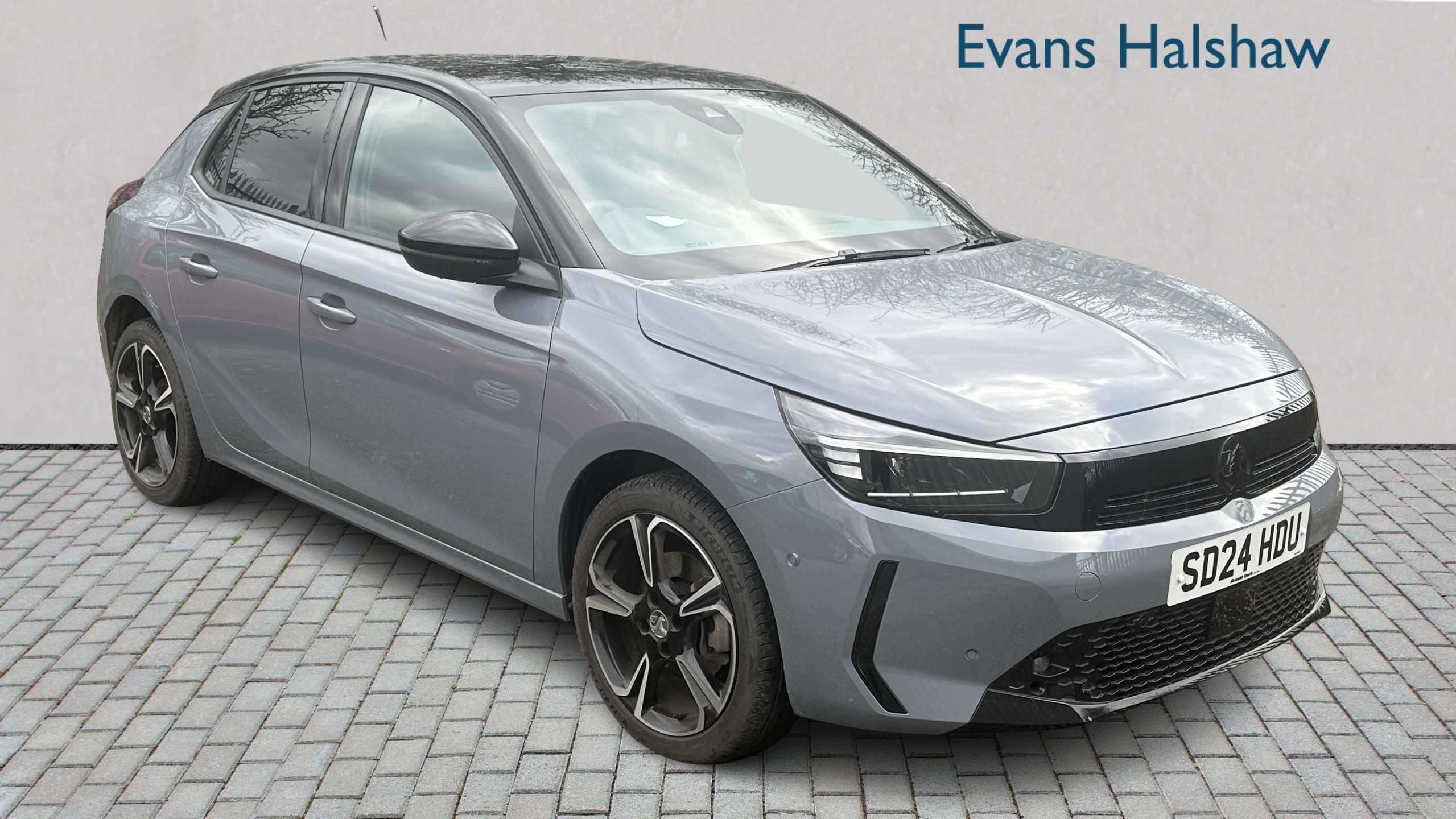 Main listing image - Vauxhall Corsa