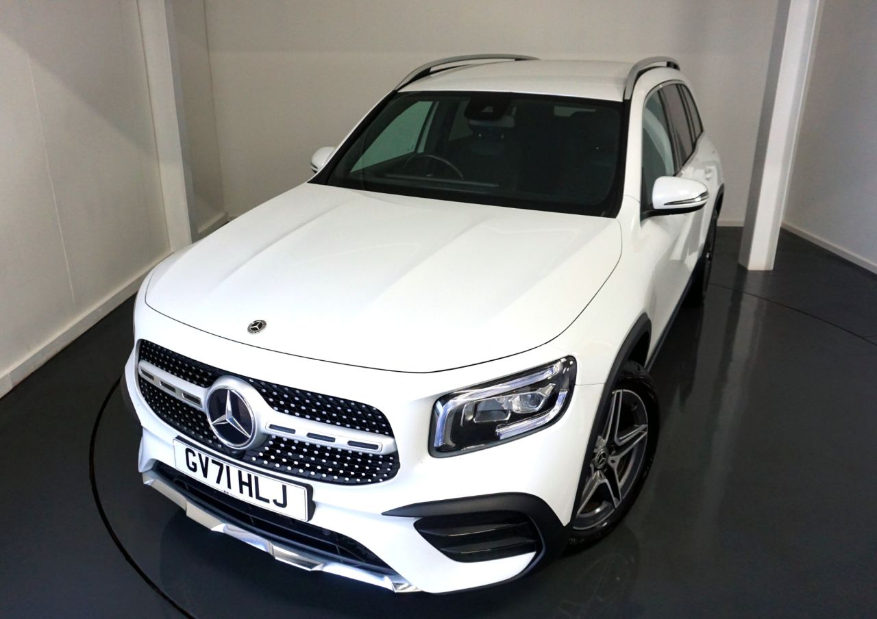 Main listing image - Mercedes-Benz GLB