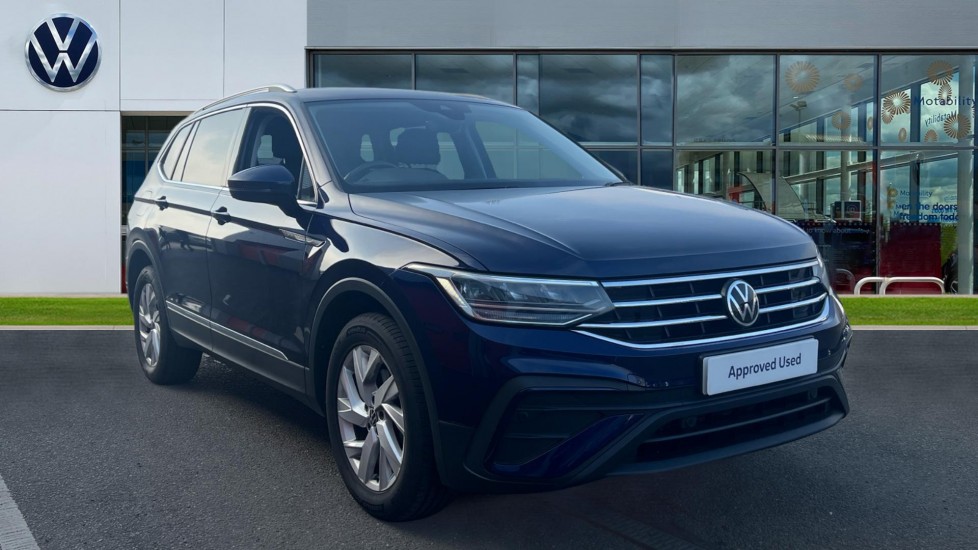 Main listing image - Volkswagen Tiguan Allspace