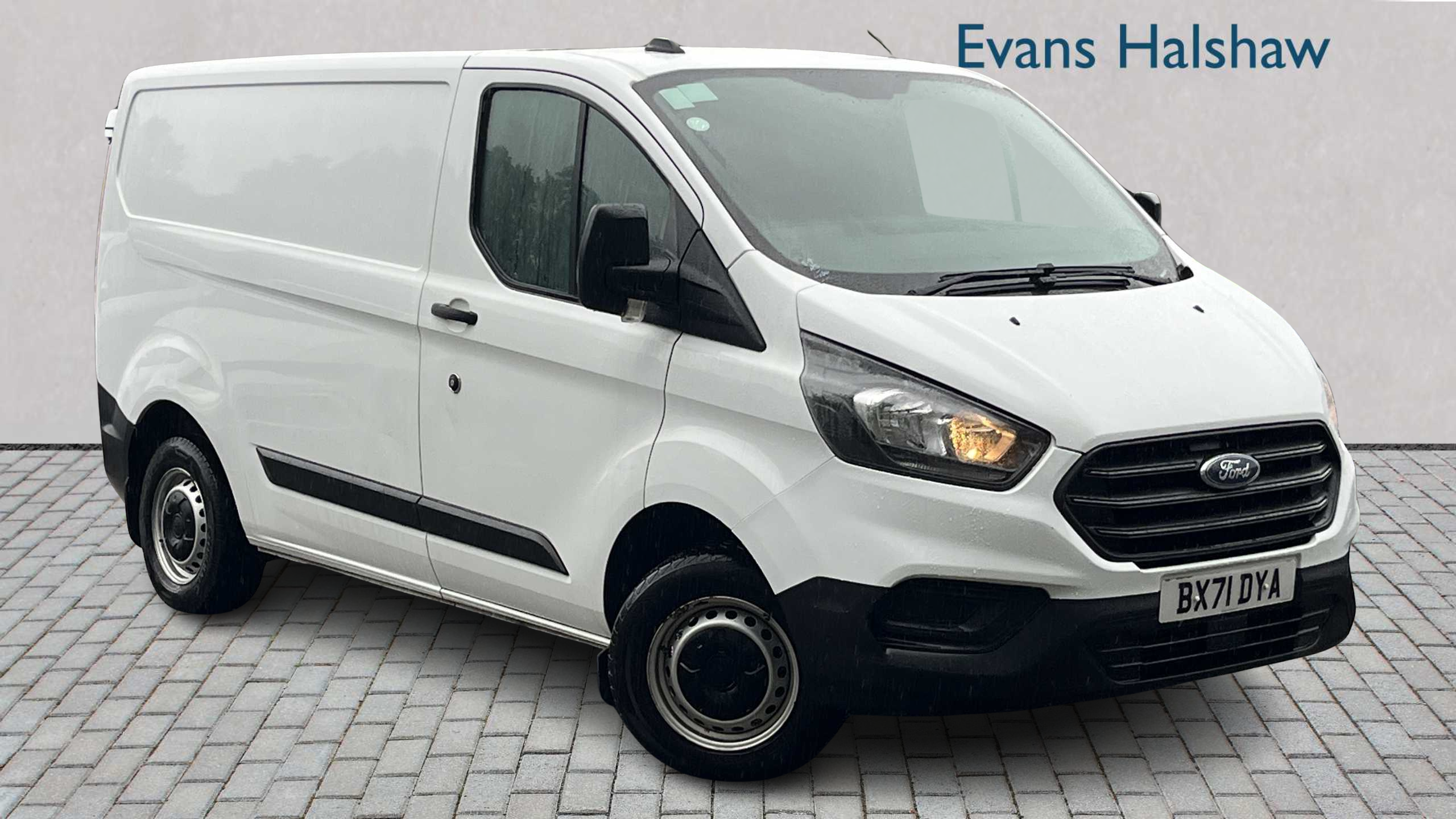 Main listing image - Ford Transit Custom